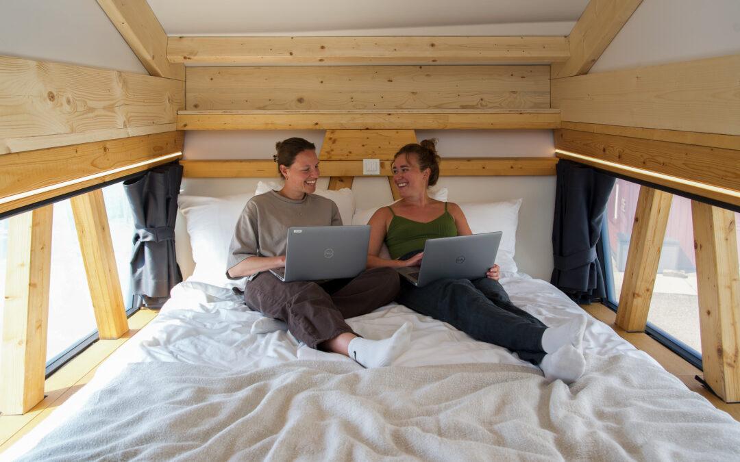 Workcation aan zee in een eco cabin